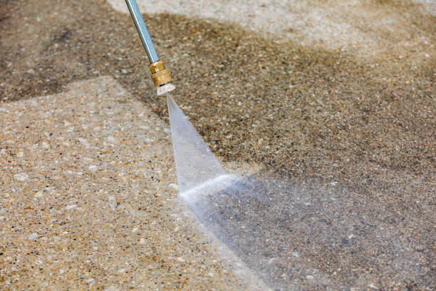 Best Playground Equipment Cleaning  in Hollidaysburg, PA